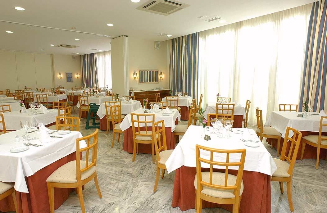 Hotel Costa Conil By Fuerte Group Кониль-де-ла-Фронтера Экстерьер фото
